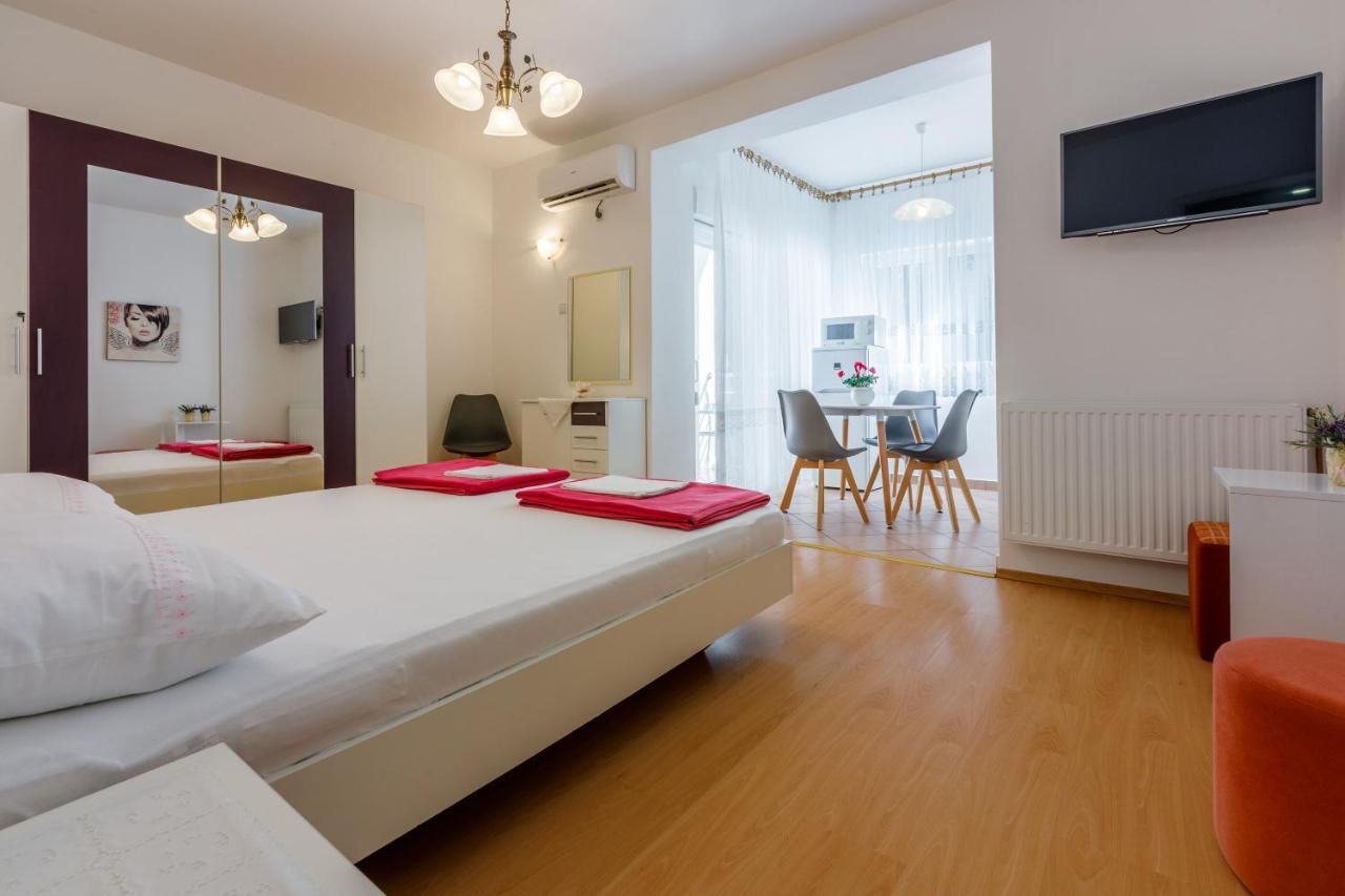 Apartments Zorica Dramalj Exteriör bild