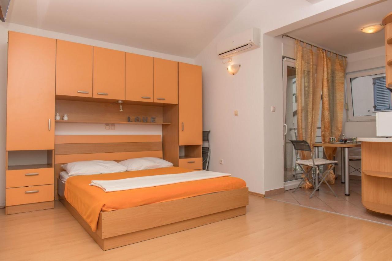 Apartments Zorica Dramalj Exteriör bild